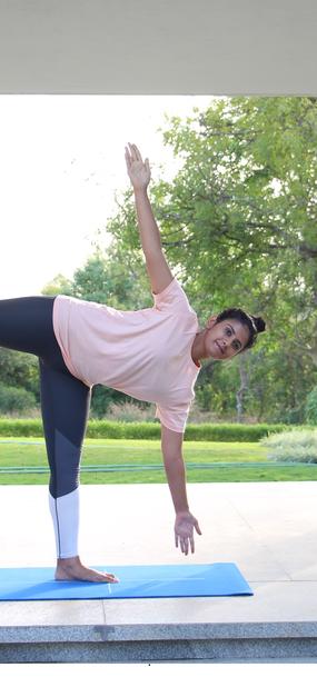 ardhachandrasana half moon pose