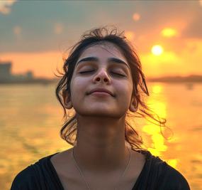 Girl-in-front-of-sunset