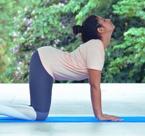 yoga poses Backbend yoga to strengthen your spine marjariasana